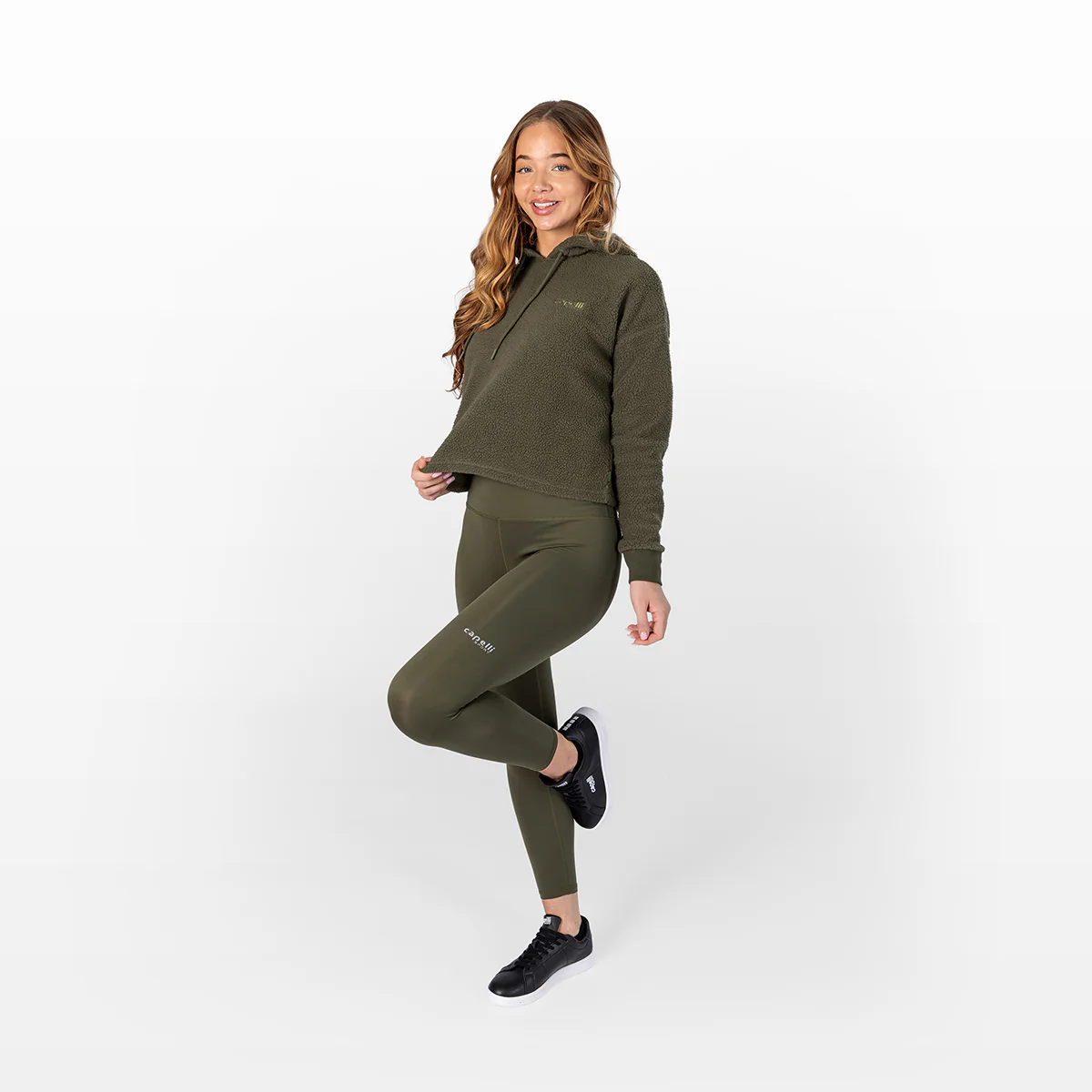 WOMEN'S SHERPA CROPPED PULLOVER HOODIE - Image 4