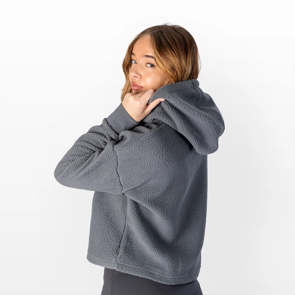 WOMEN'S SHERPA CROPPED PULLOVER HOODIE - Image 2