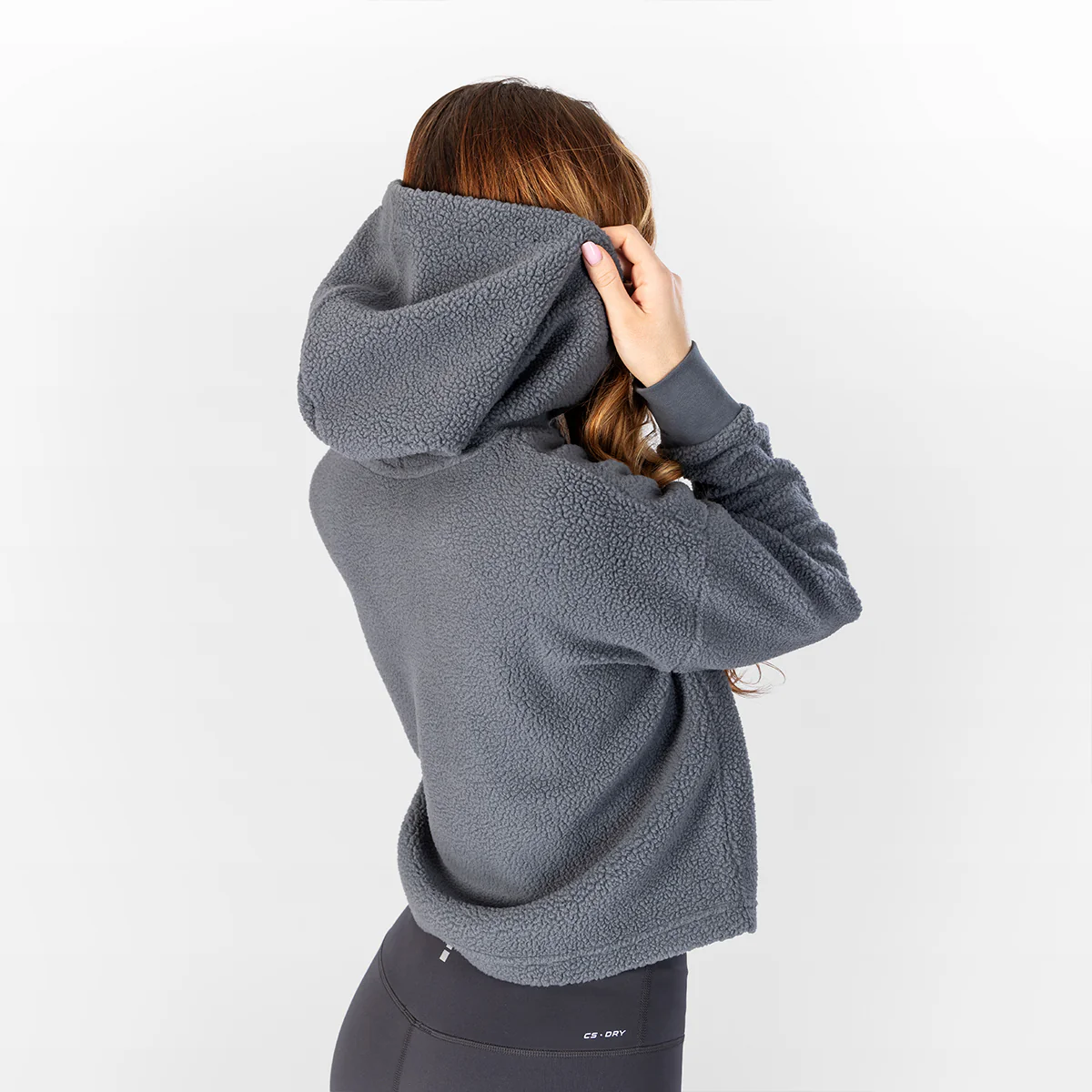 WOMEN'S SHERPA CROPPED PULLOVER HOODIE - Image 4